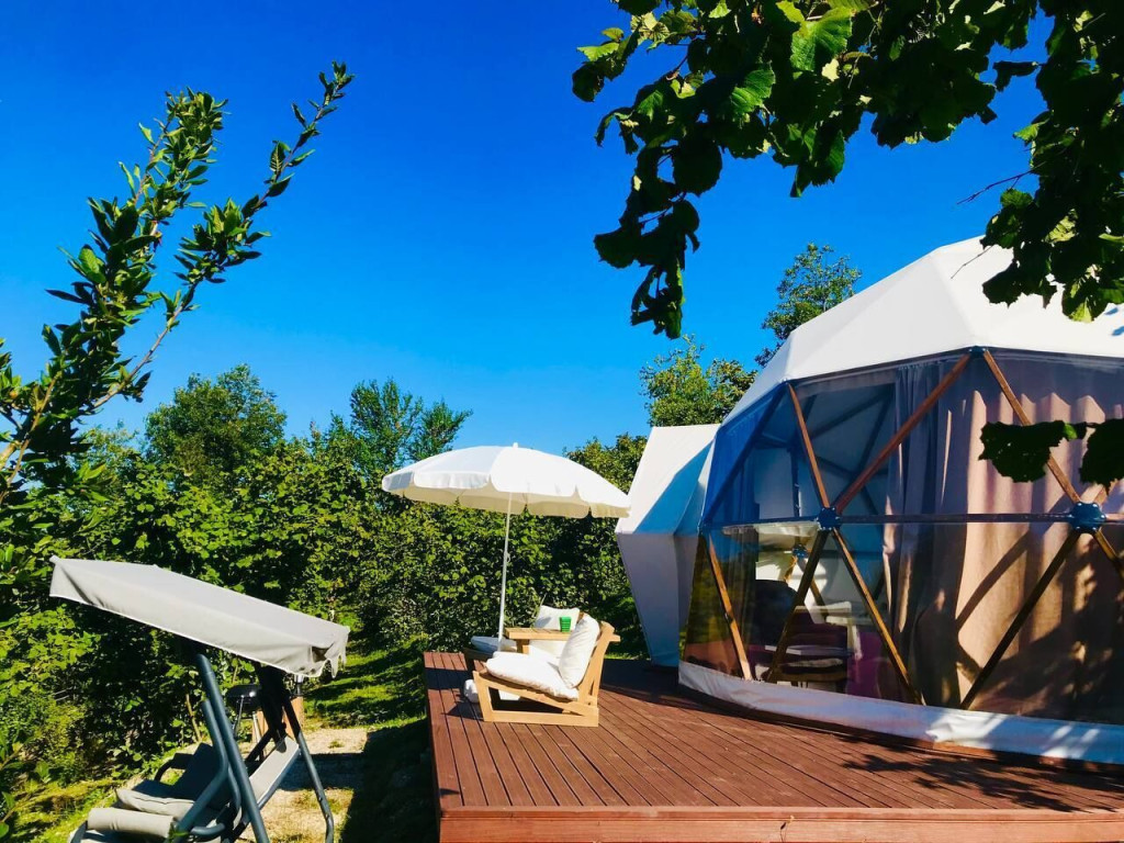 Glamping Dome With Pool